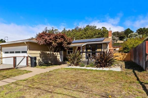 Pacifica, CA 94044,1455 Serra DR