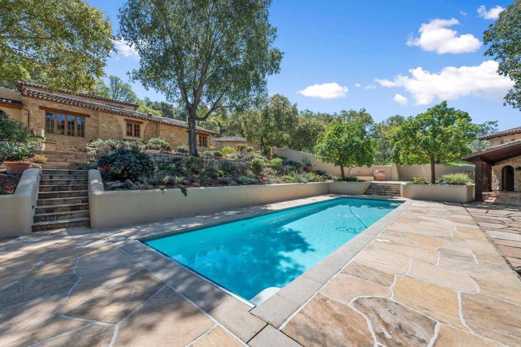 Portola Valley, CA 94028,178 Pinon DR