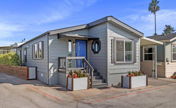 925 38th AVE, Santa Cruz, CA 95062