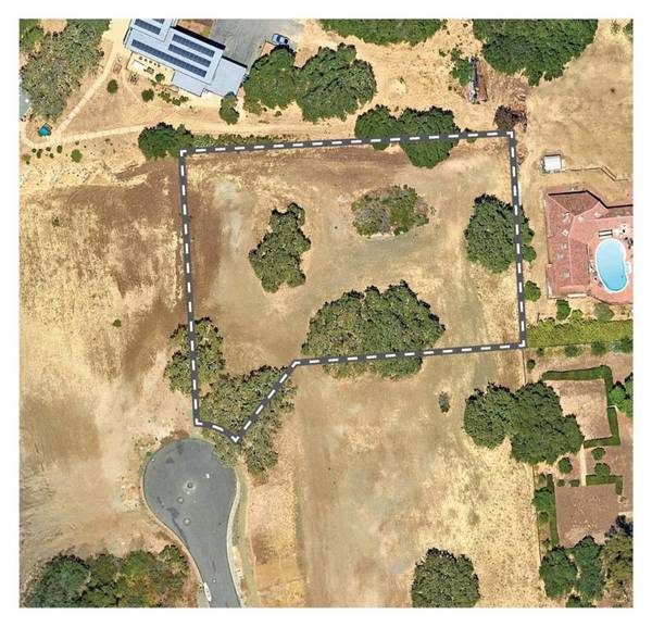 21107 Natoma Oaks LN, Los Altos Hills, CA 94022