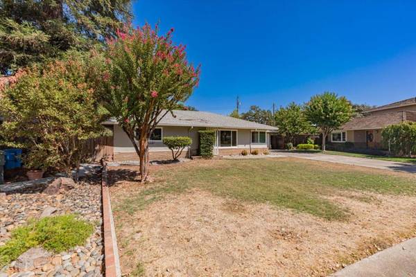 Gilroy, CA 95020,8140 Oak CT