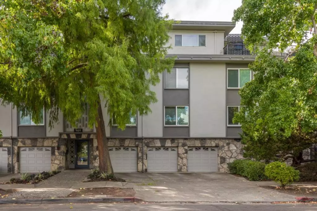 Redwood City, CA 94062,464 Clinton ST #209