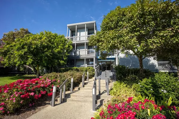 San Mateo, CA 94404,615 Port DR #107