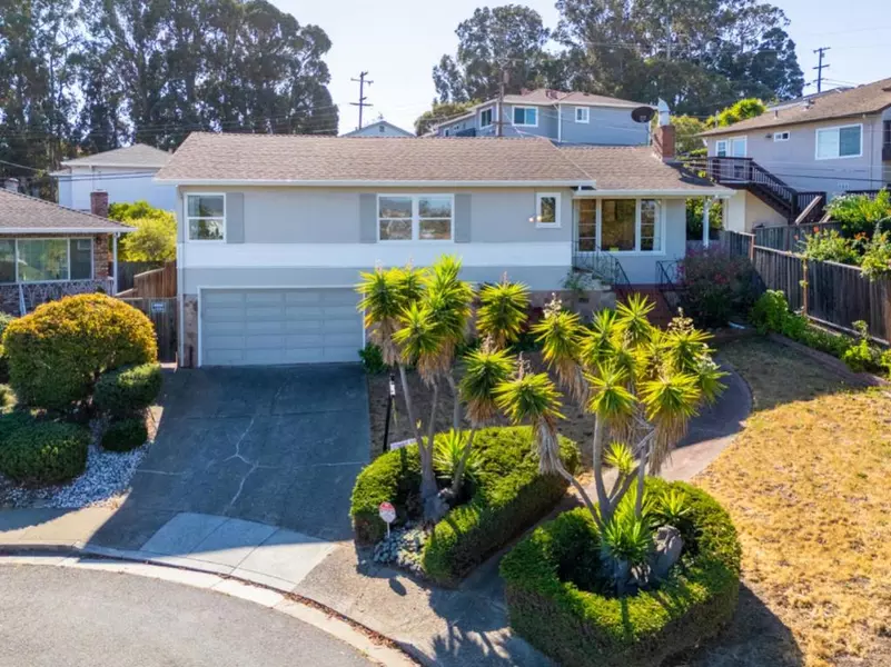 12 Heather PL, Millbrae, CA 94030