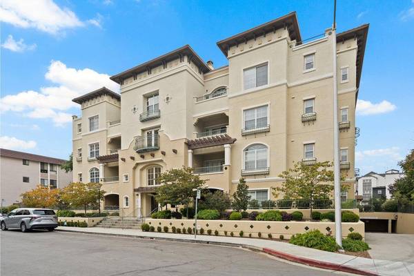 San Mateo, CA 94401,111 Saint Matthews AVE #302