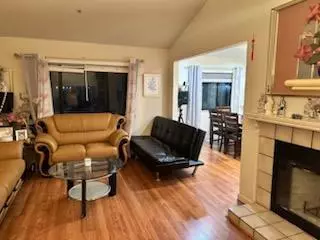 Daly City, CA 94014,40 Cobblestone SQ