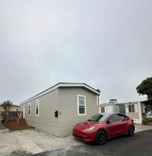 304 Carmel Ave, Marina, CA 93933