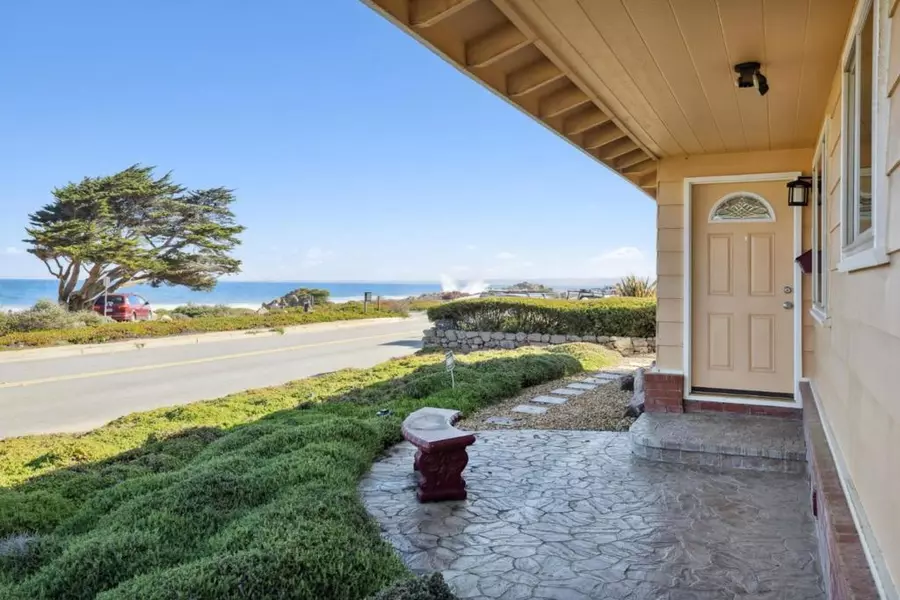 1261 Ocean View BLVD, Pacific Grove, CA 93950