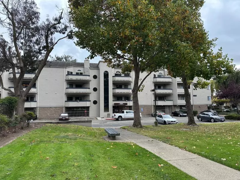 25930 Kay AVE #308, Hayward, CA 94545