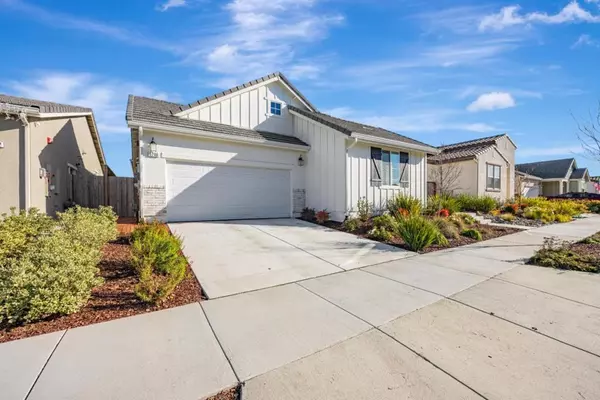 Rohnert Park, CA 94928,5706 Knight RD