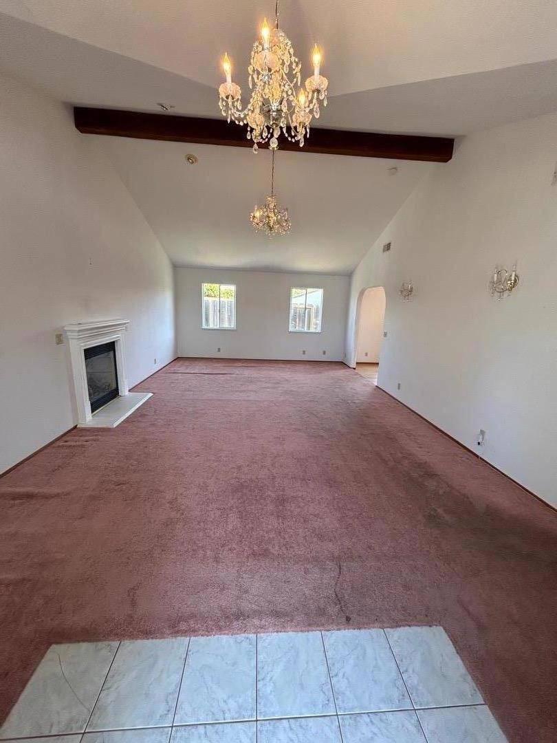 Salinas, CA 93907,983 Flint WAY