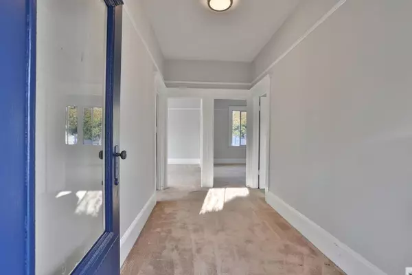 Alameda, CA 94501,1826 Schiller ST