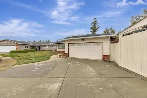 Gilroy, CA 95020,8401 East CT