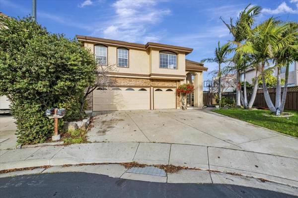 San Leandro, CA 94579,15128 Shining Star LN