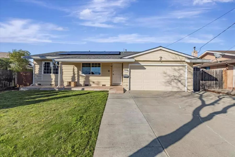 6237 Marguerite DR, Newark, CA 94560