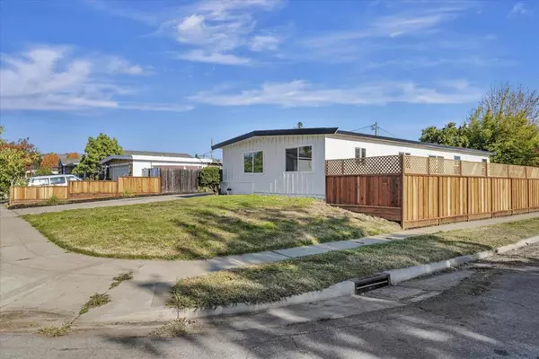 Fremont, CA 94538,3494 Deodara ST