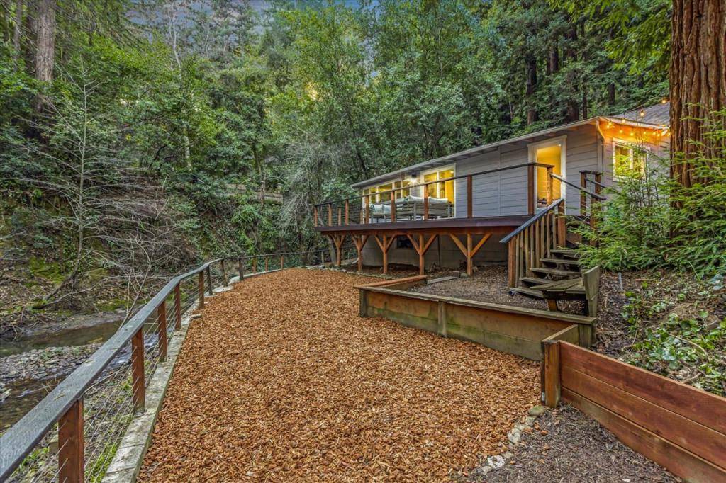 560 River DR, Boulder Creek, CA 95006