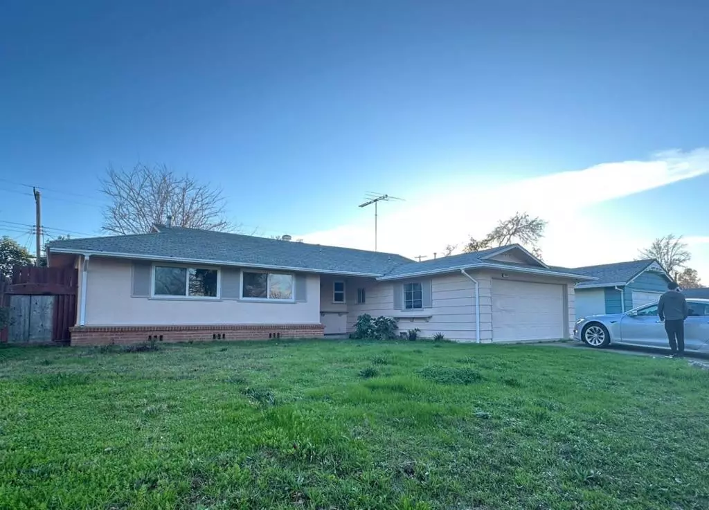 Sacramento, CA 95822,1924 Florin RD