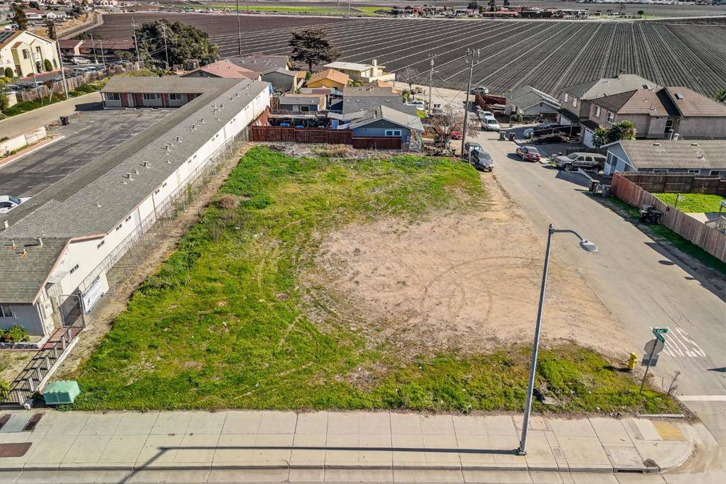 Salinas, CA 93906,730 N Main ST