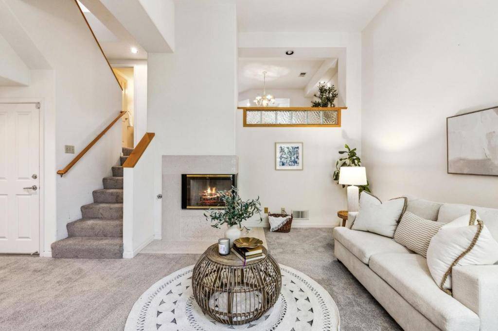 Half Moon Bay, CA 94019,31 Patrick WAY