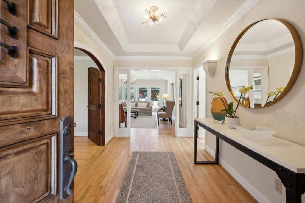 Los Altos, CA 94022,777 Los Altos AVE