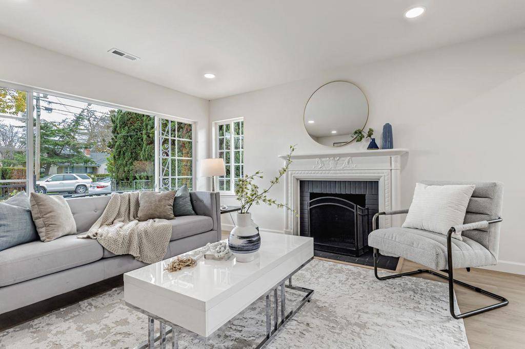 Menlo Park, CA 94025,1227 Madera AVE