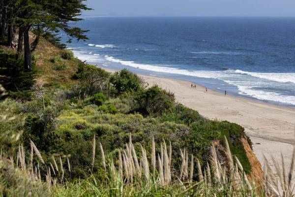 450 Seascape Resort DR, Aptos, CA 95003