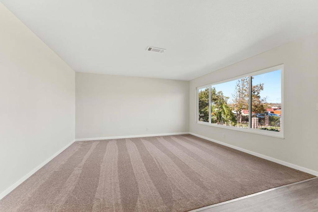 Salinas, CA 93906,666 Los Coches AVE