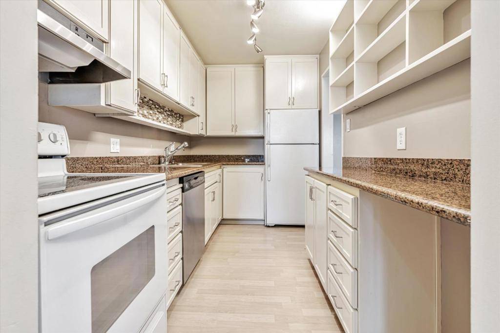San Mateo, CA 94401,801 N Humboldt ST #208