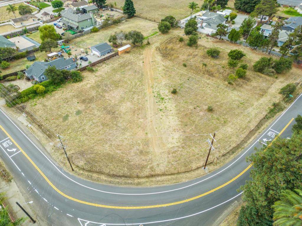 Watsonville, CA 95076,871 Green Valley RD