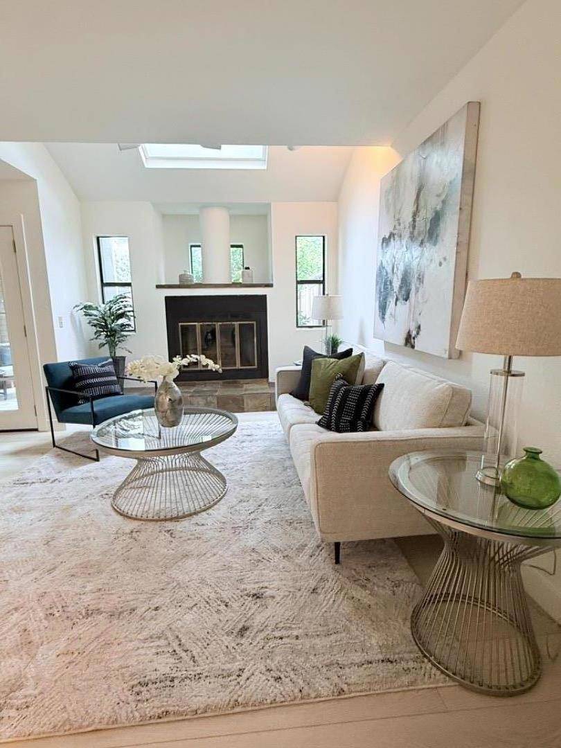 421 Sierra Vista AVE #9, Mountain View, CA 94043