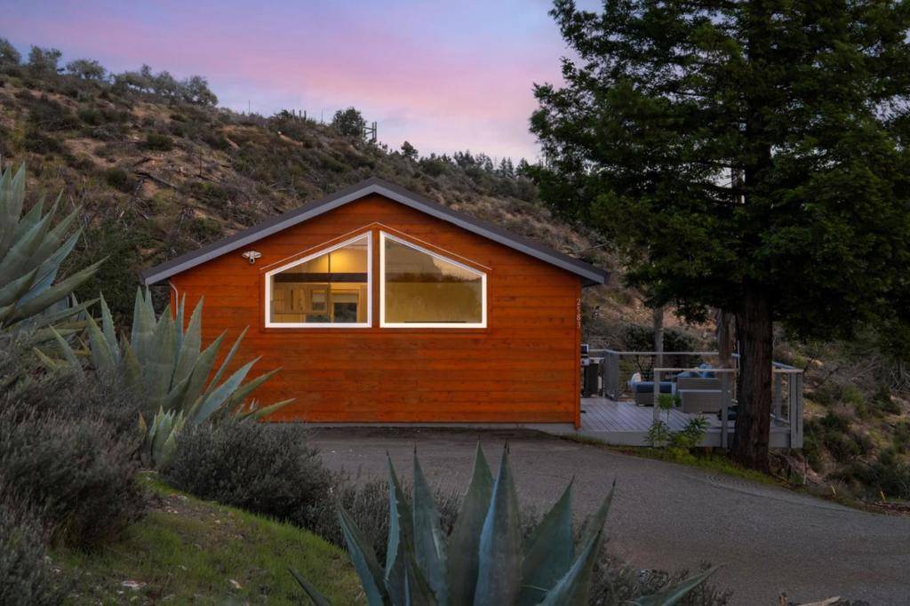 Glen Ellen, CA 95442,2583 Trinity RD