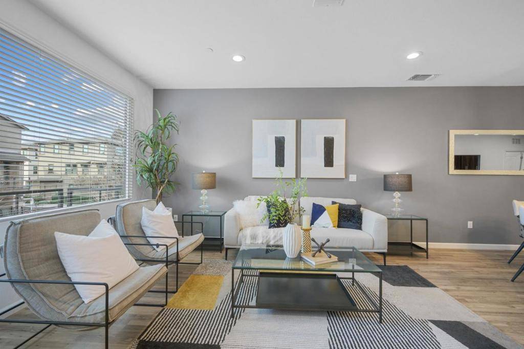 Hayward, CA 94541,403 Morello DR