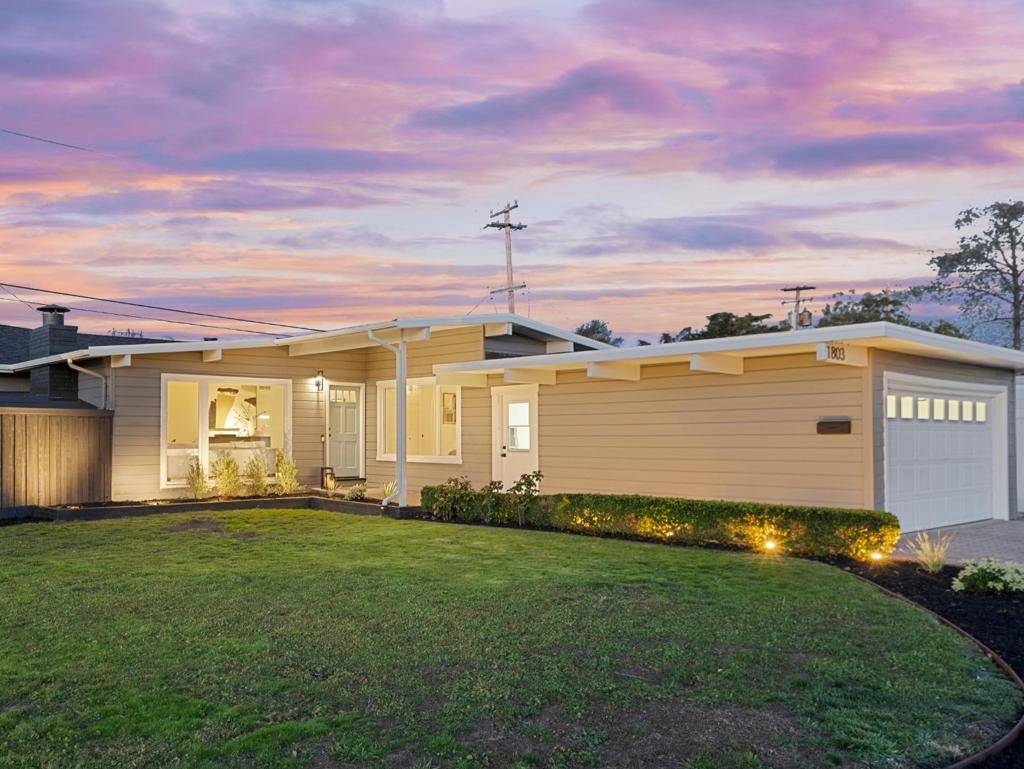 1803 Hamlet ST, San Mateo, CA 94403