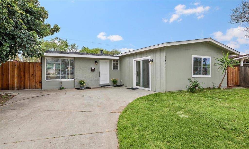 1889 Sarasota WAY, San Jose, CA 95122