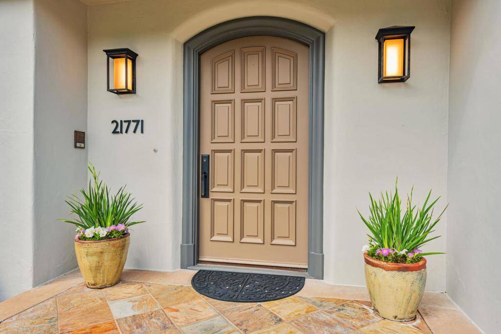 Saratoga, CA 95070,21771 Congress Hall LN
