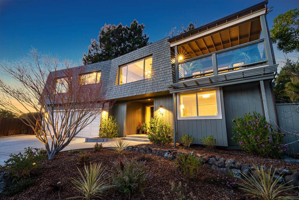 207 Driftwood CT, Aptos, CA 95003
