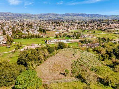 Morgan Hill, CA 95037,15311 Sycamore DR