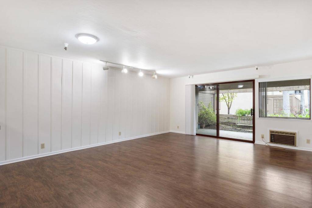 Los Gatos, CA 95032,439 Alberto WAY #A110