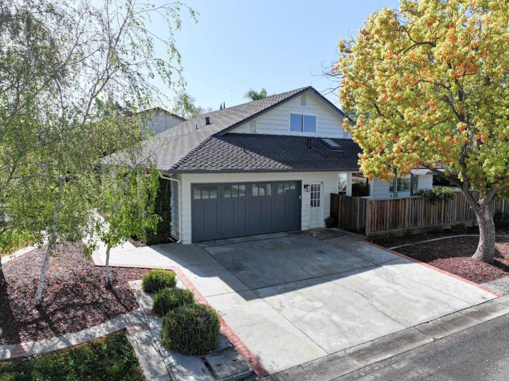 Los Gatos, CA 95032,138 Belvale DR