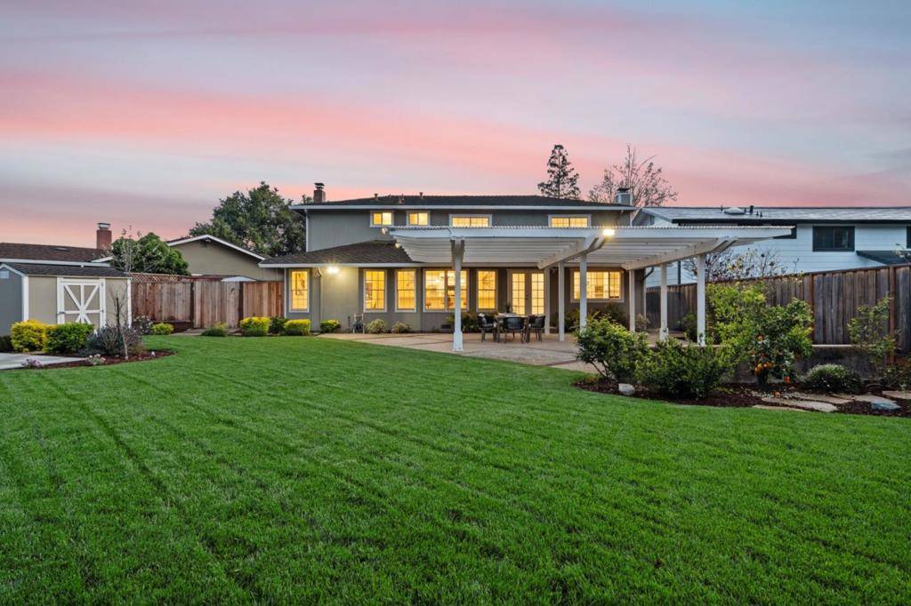 Los Gatos, CA 95032,1400 Elwood DR