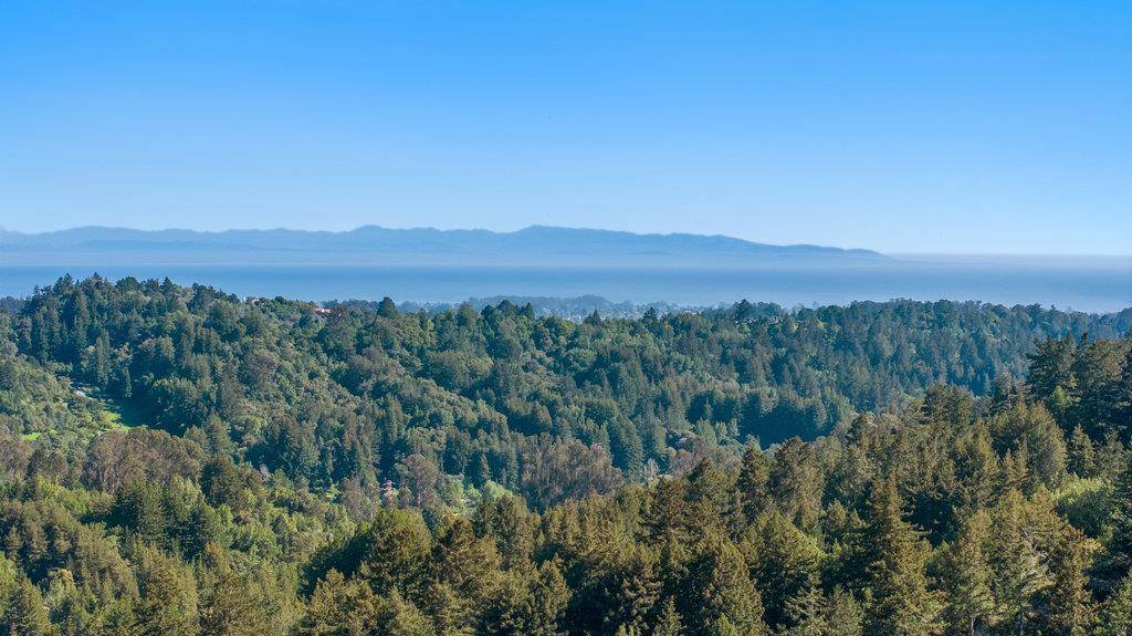 Santa Cruz, CA 95065,540 Olaughlin RD