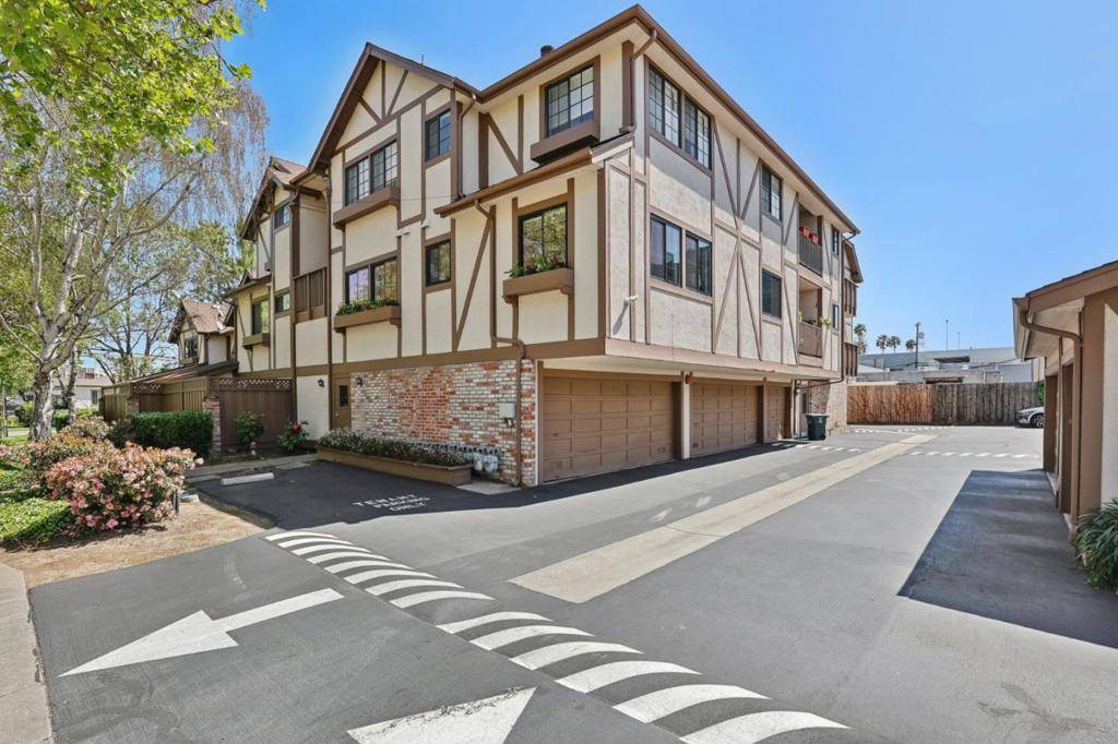 San Mateo, CA 94403,2000 Palm AVE #7