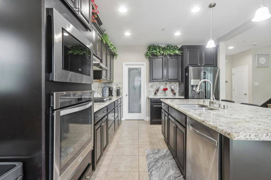 Gilroy, CA 95020,1838 Tamarind WAY