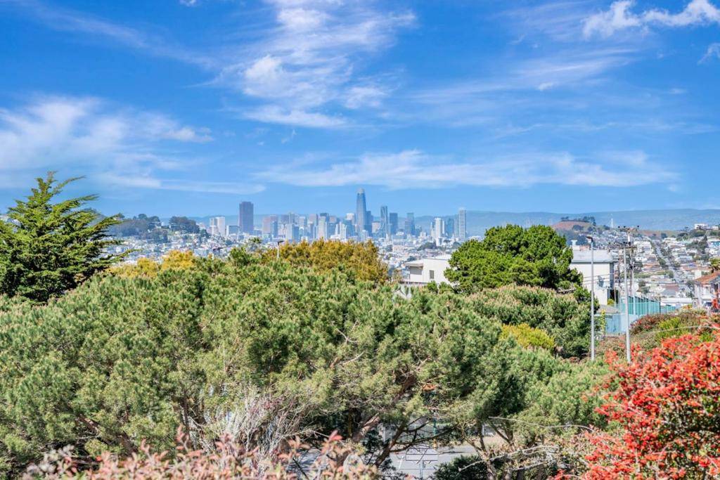Daly City, CA 94014,1028 San Luis CIR #631