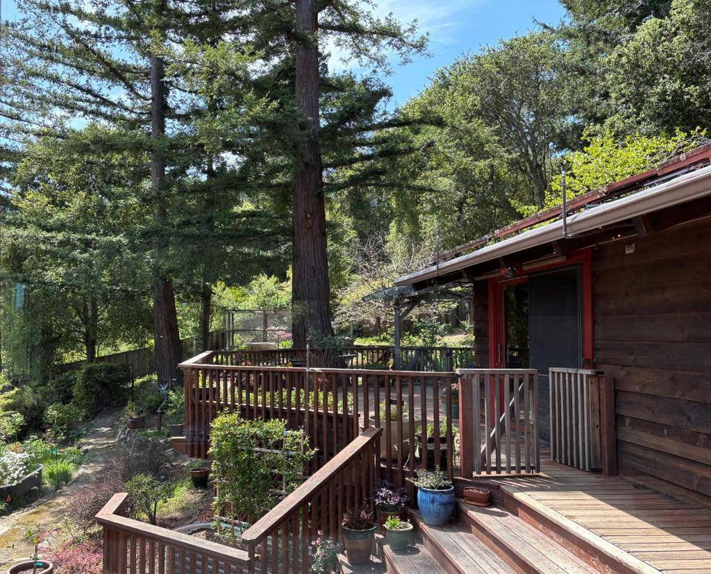 Portola Valley, CA 94028,108 Santa Maria AVE