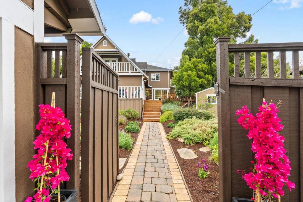 San Carlos, CA 94070,244 Chesham AVE