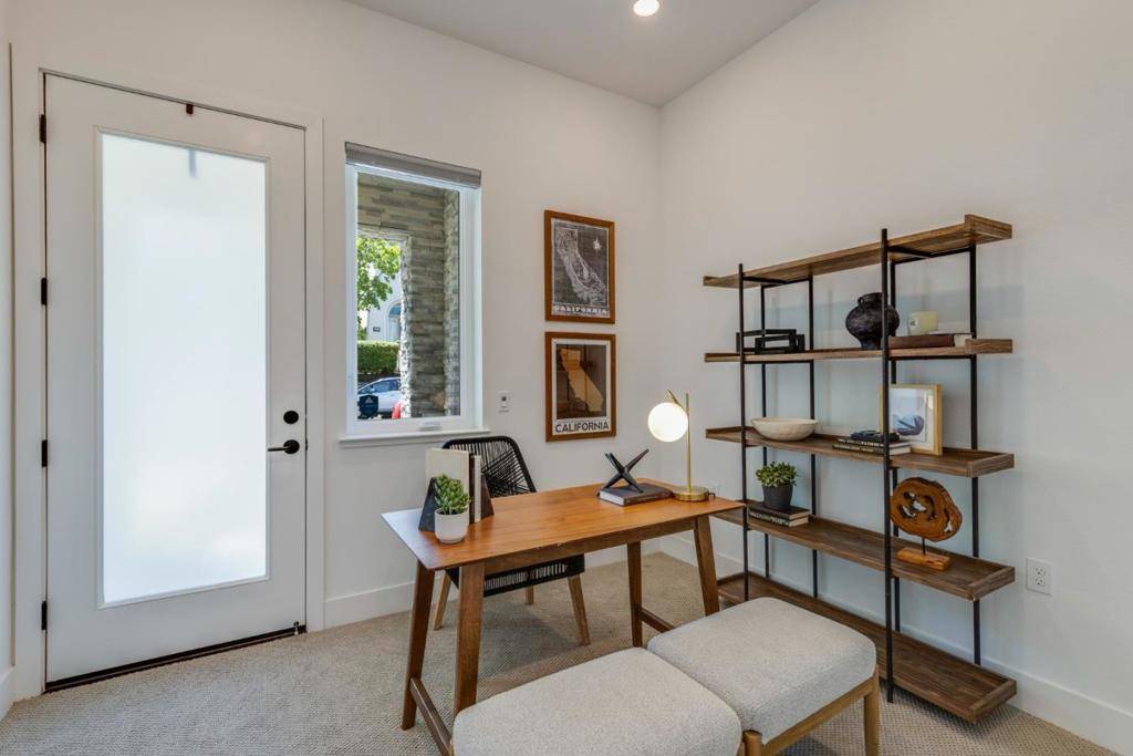 Santa Clara, CA 95050,2013 Worthington CIR