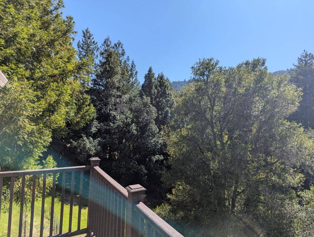 Boulder Creek, CA 95006,267 Crows Nest DR