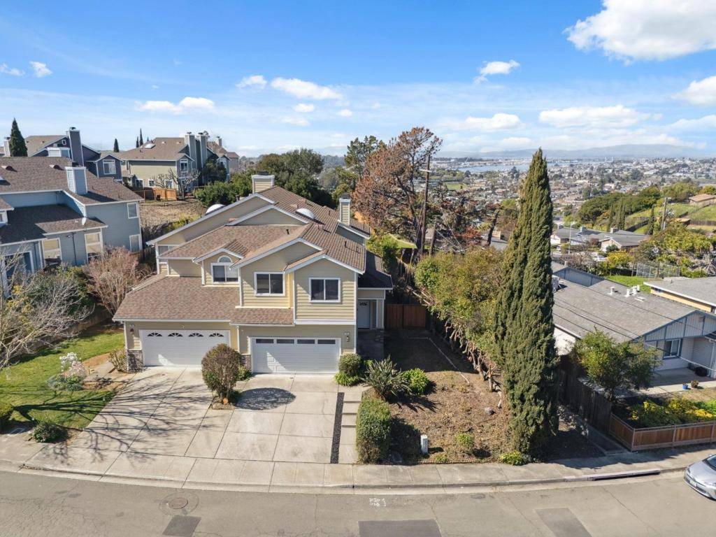 Vallejo, CA 94591,107 Del Sur ST